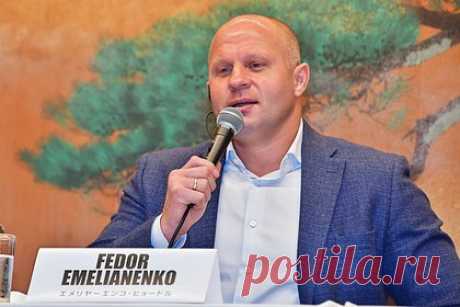 Спарринг-партнер Федора Емельяненко назвал фаворита прощального боя россиянина. Кирилл Сидельников, российский боец смешанного стиля (MMA) и спарринг партнер Федора Емельяненко, назвал фаворита в бою соотечественника с американцем Райаном Бейдером. По его словам, таковым будет считаться представитель США. «Все-таки он действующий чемпион», — заявил Сидельников.