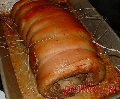 Свинной рулет.