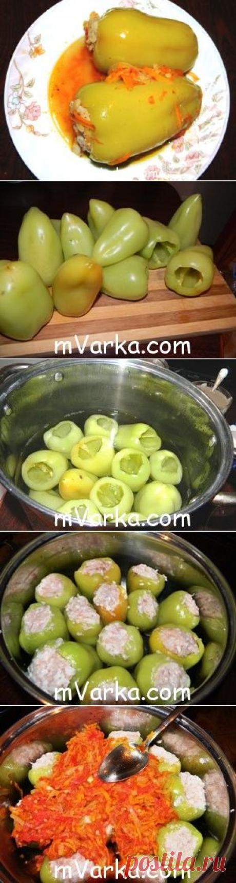 Перцы в мультиварке, фаршированные рисом и фаршем из индейки