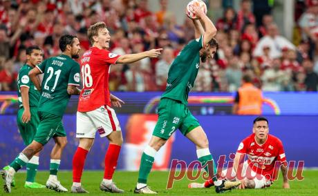 «Спартак» в меньшинстве победил «Рубин» благодаря голу с пенальти. Встреча седьмого тура РПЛ завершилась со счетом 1:0. «Спартак» с 62-й минуты играл в меньшинстве после удаления Романа Зобнина