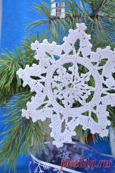 Ажурная вязаная снежинка крючком на елку. Мастер-класс с пошаговыми фото