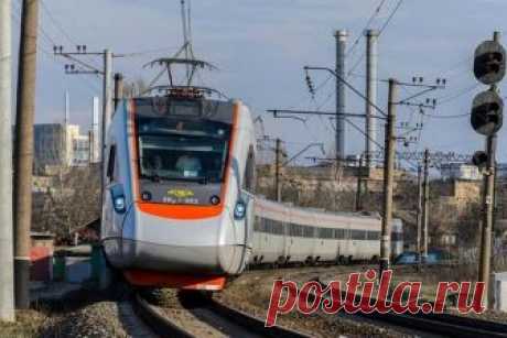 ☀ «Укрзализныця» запустила тестовый поезд Мукачево – Будапешт