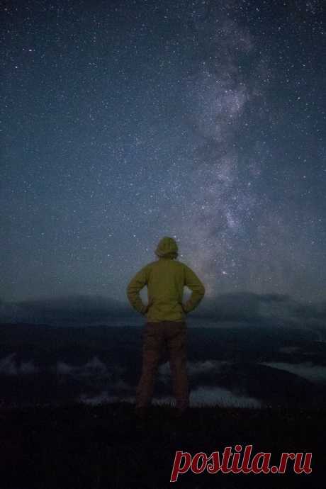 Один мой день
Млечный путь над Эльбрусом