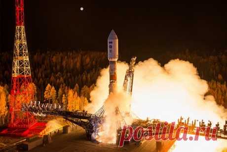 ВКС России провели пуск ракеты «Союз-2.1б» с космодрома Плесецк. Воздушно-космические силы России провели пуск ракеты носителя «Союз-2.1б» с космическим аппаратом в интересах Министерства обороны России, сообщили в оборонном ведомстве. Ракету запустили с космодрома Плесецк. Предыдущий пуск ракеты-носителя с «Союз-2.1б» с Плесецка состоялся 2 ноября.