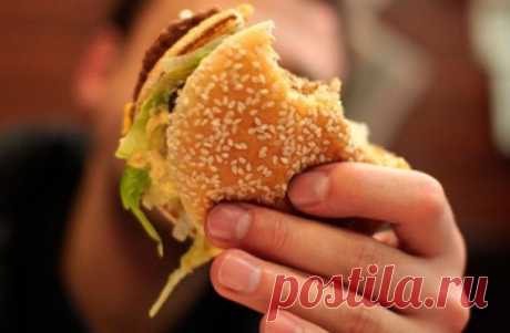 Сколько минут нужно работать на один «Биг Мак» в разных странах — индекс Financial Times