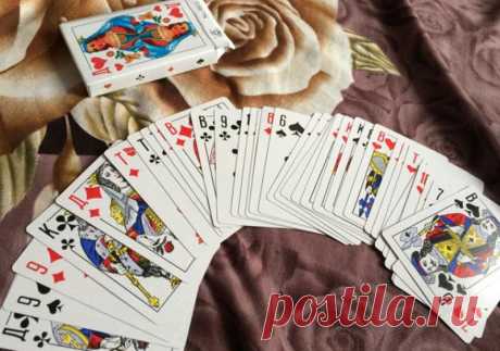 Расклад Веер - гадание на обычных картах (колода 36 шт)
Как делать расклад «Веер» из колоды 32 карты (все шестерки убираются) значение карт и трактовка: