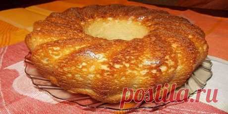 Манник всегда получается воздушным и роскошным ! Этот рецепт достался мне от моей любимой бабушки