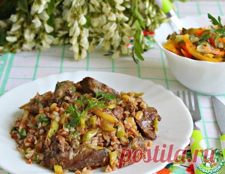 Ароматная куриная печень с кабачками – кулинарный рецепт