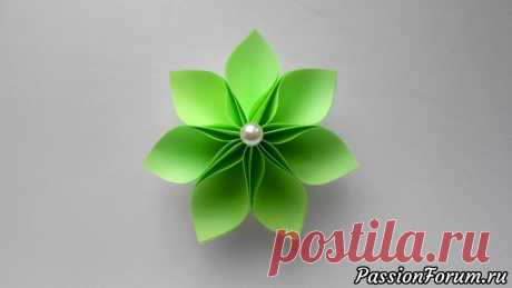 Цветок из бумаги Детская поделка к 8 марта - запись пользователя Getera (Александра Смирнова) в сообществе Работа с бумагой в категории Другие поделки из бумаги и картона Цветы - традиционный подарок к 8 марта. Из бумаги также можно сделать цветок.
