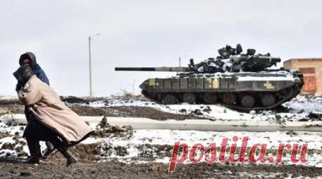 «Заявляли об этом неоднократно»: как в Москве отреагировали на ситуацию с французскими наёмниками на Украине. В Кремле заявили, что факт наличия множества иностранных наёмников в украинской армии «каждый раз» находит подтверждение. Как уточнил пресс-секретарь российского лидера Дмитрий Песков, об этом свидетельствует и ситуация с ударом ВС РФ по пункту временной дислокации иностранных боевиков в Харькове, основную часть которых составляли французские наёмники. Ранее Минобороны сообщило о…