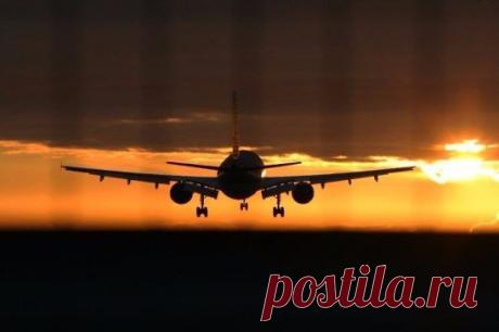 Ничто не поднимает настроение так, как авиабилеты в кармане.