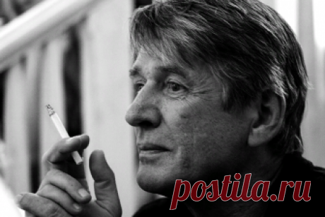АЛЕКСАНДР АБДУЛОВ ПОСМЕРТНО: О КРИСТАЛЛАХ ДУШ... «Здравствуйте, коллеги! Приветствую всех, кто читает эти строки! Примите приветствия от всех нас – тех, кто сейчас трудится здесь, в том месте пространства-времени, которое вы называете Реабилитационным Центром пятого измерения…. Почему активная фаза процесса Вознесения началась именно с активации Кристаллов, различных кристаллических структур? Ответ прост: САМА ЗЕМЛЯ – КРИСТАЛЛИЧЕСКАЯ ПЛАНЕТА
