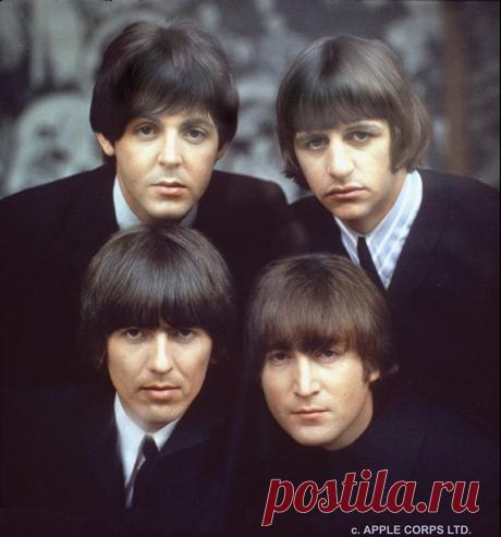 Всемирный день The Beatles: "битломания", заразившая весь мир
"Yellow Submarine", "Yesterday", "Let it be", "Back in the USSR" - любой меломан распознает в этих фразах названия песен коллектива, навсегда изменившего облик музыкальной индустрии. 16 января отмеча…