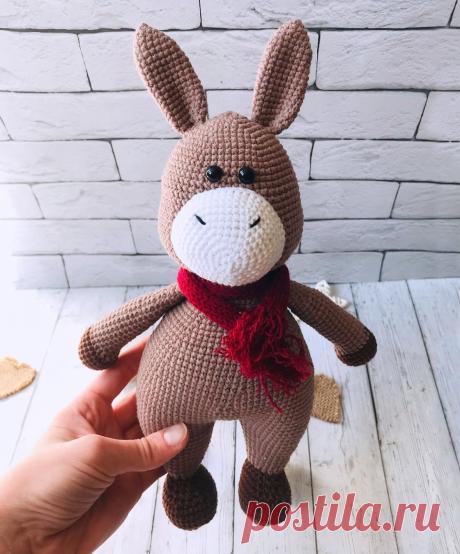 PDF Ослик Эл крючком. FREE crochet pattern; Аmigurumi animal patterns. Амигуруми схемы и описания на русском. Вязаные игрушки и поделки своими руками #amimore - ослик, осёл, животное.