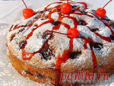 Пирог "День-ночь" с вишней.