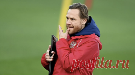 Карпин: в 99% случаев ЭСК поддерживает решение судьи, по сути, этот орган бесполезный. Главный тренер «Ростова» и сборной России Валерий Карпин высказался об экспертно-судейской комиссии при президенте Российского футбольного союза (ЭСК РФС). Читать далее