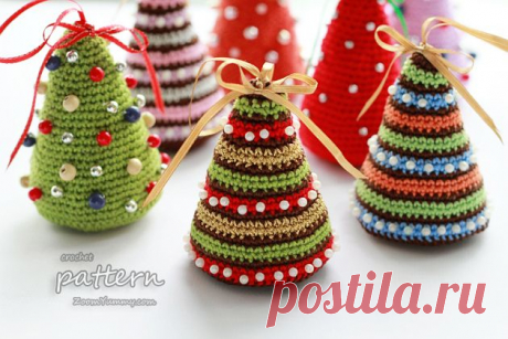 New Crochet Pattern – Little Colorful Christmas Trees « Crochet « Zoom Yummy – Crochet, Food, Photography