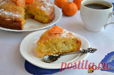 Мандариновый пирог Мандариновый пирог - вкуснейший и ароматнейший пирог, который можно испечь к вечернему чаепитию, а можно им порадовать и гостей. Пирог получается влажным, пропитанным соком и ароматом мандаринов, нежным, прямо тающим во рту. Сверху - сладкая, вкусная сахарная корочка.