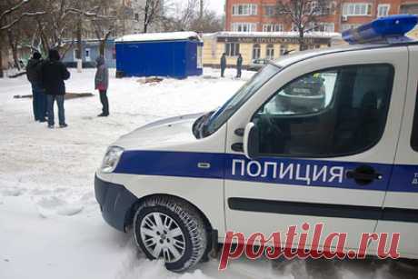 Планировавший убийство сторонник украинских неонацистов арестован под Ростовом. В Ростовской области суд арестовал на два месяца сторонника неонацистской молодежной группировки «М.К.У.», планировавшего убить местного журналиста, занимавшегося украинской проблематикой. Покушение готовилось по указанию основателя радикального сообщества — 21-летнего гражданина Украины Егора Краснова.