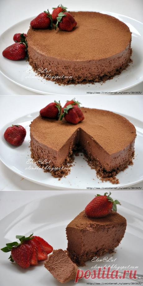 Трюфельный торт - ооочень шоколадный, вкусный до невозможности.