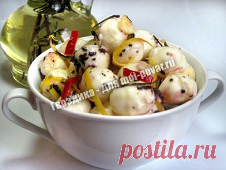 Маринованная моцарелла