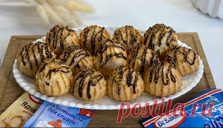 Профитроли с шоколадной глазурью и золотой посыпкой пошаговый рецепт с фото