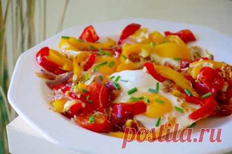 Home food: Пиперада - испанская яичница с овощами