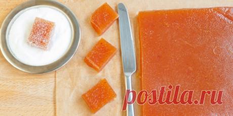 Как сделать мармелад в домашних условиях: 10 рецептов на любой вкус
Мармелад с яблоками, тыквой, ягодами, кофе или огурцом готовится очень просто.
3 секрета вкусного мармелада
Используйте посуду с толстым дном, чтобы фрукты и ягоды не пригорали.
…