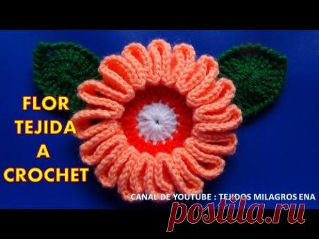 Flor tejida a crochet fácil y rápido para tejer Bolsos paso a paso en video tutorial
