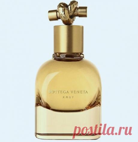 Парфюмерный критик советует 10 достойных ароматов в красивых флаконах