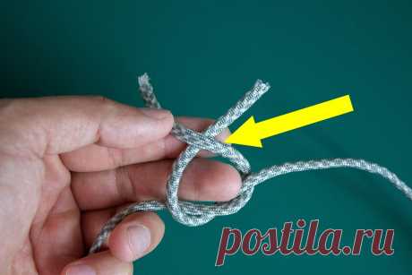 Оказывается, многие НЕправильно связывают веревки. Показываю, в чем кроется ошибка простого узла „восьмерка”. И тут же демонстрирую, как надо завязывать. В самом деле, какой узел надежнее ― ‘восьмерка” или ‖7? Если ‚7”, то можно не бояться, что он развяжется, если ‛8”, то это уже опасно. А теперь ‹10›. Опять показываю, как вязать, но уже другой, ‗10′.