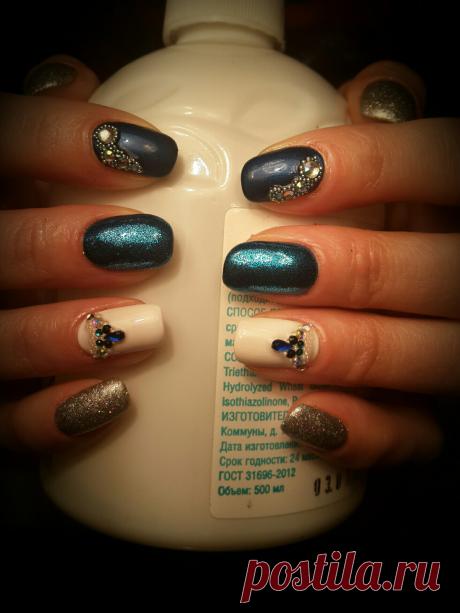 Загадочный цвет, связан с любопытством иногда пугает. Его любят люди обладающие способностью к предвидению событий.