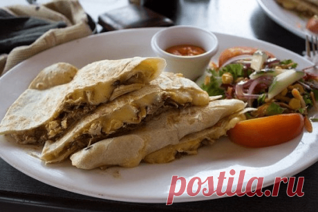 Национальная кухня Коста-Рики | Журнал "JK" Джей Кей Кухня Коста-Рики довольно интересна, хотя многим может показаться экзотической. Именно здесь можно увидеть невиданное число вкуснейших фруктов, которых нельзя встретить