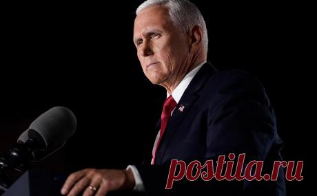 ФБР пришло с обысками в дом бывшего вице-президента США Пенса. В январе юристы Майкла Пенса обнаружили в его доме секретные бумаги, они были переданы в Национальный архив. Теперь ФБР должно выяснить, не осталось ли у бывшего вице-президента еще каких-либо документов