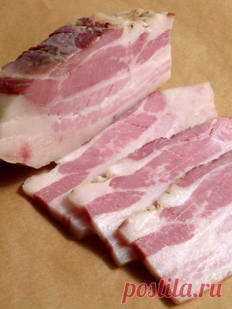 Продолжая тему мясных примитивов. В предыдущей серии был Corned Beef . Теперь бекон – очередной и важный эксперимент по использованию нитрита (сure#1) в домашних…