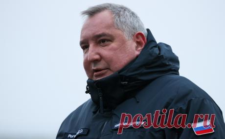 Рогозин посоветовал министру информации Казахстана не посещать Байконур. По словам гендиректора «Роскосмоса», на космодроме Аскару Умарову не будут рады. До этого глава Россотрудничества Евгений Примаков обвинил министра в русофобии, сославшись на опубликованные в 2012 году высказывания