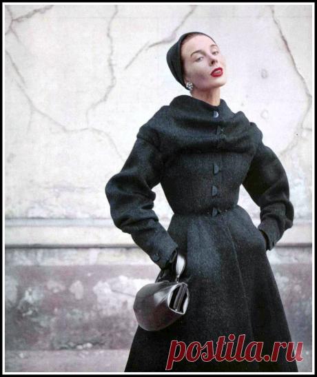 Bettina, photo by Pottier, 1952