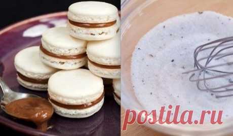Макаруны — самый простой, и самый идеальный рецепт 
Такую сладость любят абсолютно все!
Ингредиенты:— Миндаль (очищенный) – 110 гр— Сахарная пудра – 200 гр— Семена ванили – 1/2 стручка— Сахар – 50 гр.— Яичный белок – 3 шт— Начинка- на ва…