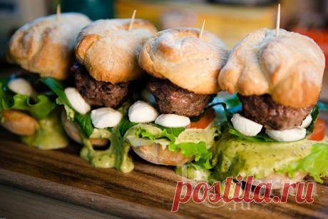 Гамбургеры Капрезе