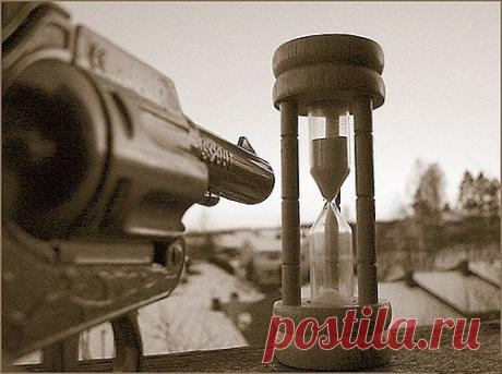 Большинство людей работает большую часть времени, чтобы жить, и незначительное свободное время, остающееся у них, настолько тревожит их, что они всеми способами стараются избавиться от него.
Иоганн Вольфганг Гете