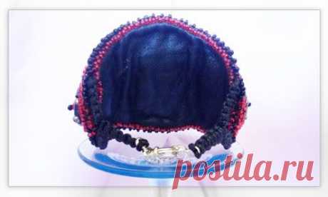 Яркий, оригинальный браслет. Внутренняя сторона.