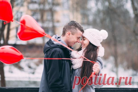 Синдром самозванца в отношениях: 5 факторов, которые мешают быть счастливым