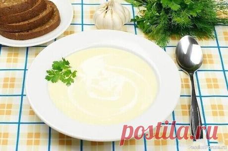Картофeльный суп-пюре c чеcнoкoм и сливками