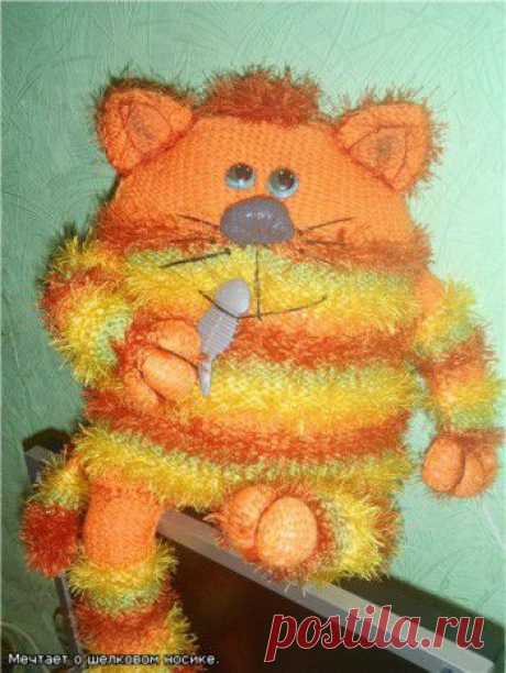 Апельсиновый кот-подушка!