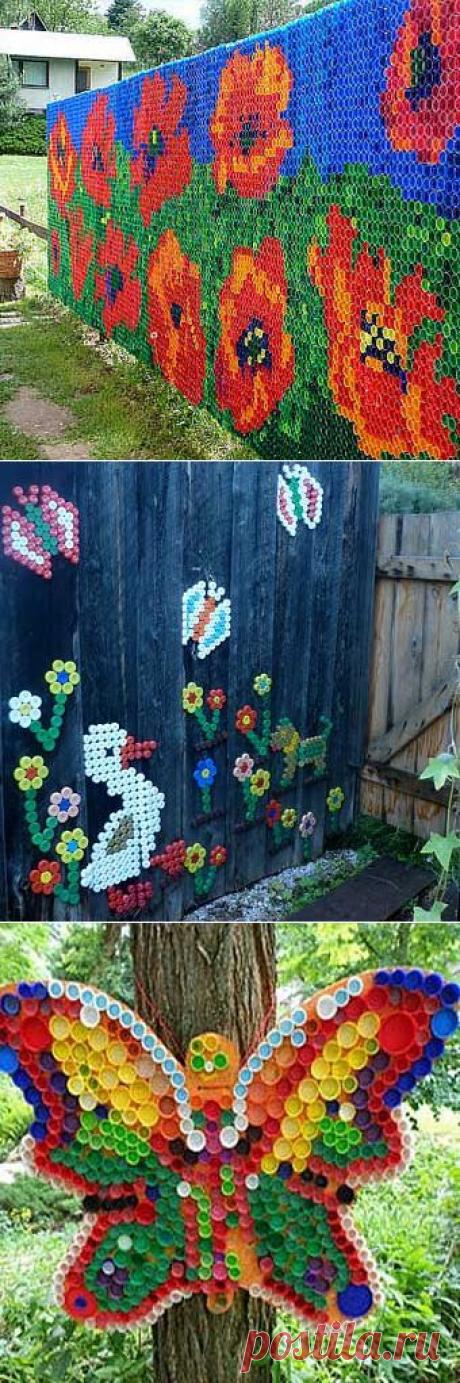 Идеи для дачи своими руками: Мозаика из пластиковых крышек.