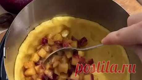 🍏 Потрясающий яблочный пирог с хрустящей меренгой