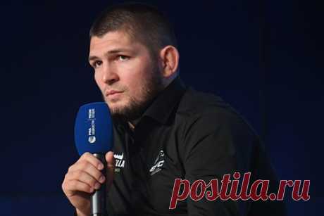 Реакция Нурмагомедова на нокаут в бое Минеева и Исмаилова попала на видео. Российский боец смешанного стиля (ММА) Хабиб Нурмагомедов был замечен в зале во время боя Владимира Минеева и Магомеда Исмаилова на турнире AMC Fight Nights 105. Нурмагомедов наблюдал за поединком из первого ряда. Минеев нокаутировал соперника в третьем раунде и защитил титул чемпиона организации.