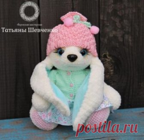 Заинька амигуруми. Схемы и описания для вязания игрушек крючком! Бесплатный мастер-класс по вязанию Заиньки от Татьяны Шевченко. Рост вязаной крючком зайки примерно 25 см стоя. Ручки, ножки и голова подвижны.
