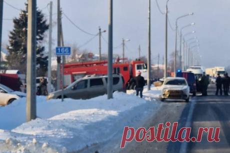 В Рязанской области завели дело после гибели полицейского в ходе стрельбы. Преступник выстрелил в правоохранителя из ружья.