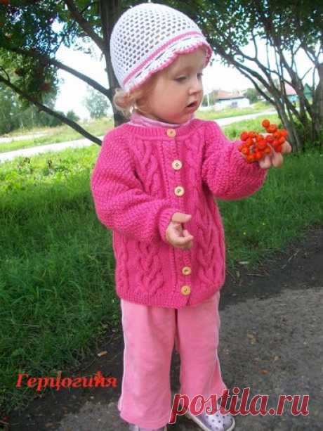Кофточка для девочки (спицы)